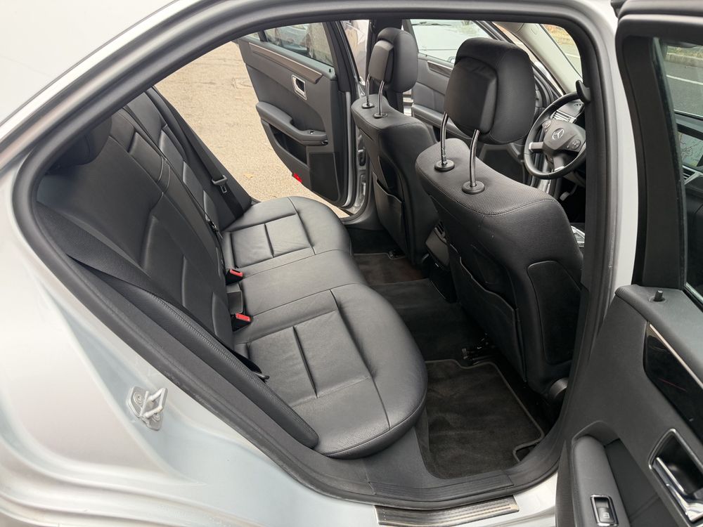 Classe E E 350 CDI 3.0 V6 231CV BLUETEC AVANTGARDE EXECUTIVE 7GTRO+ 2009 occasion 69200 V&eacute;nissieux