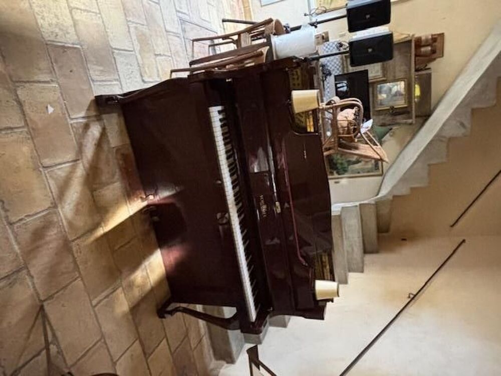PIANO SCHIMMEL Instruments de musique