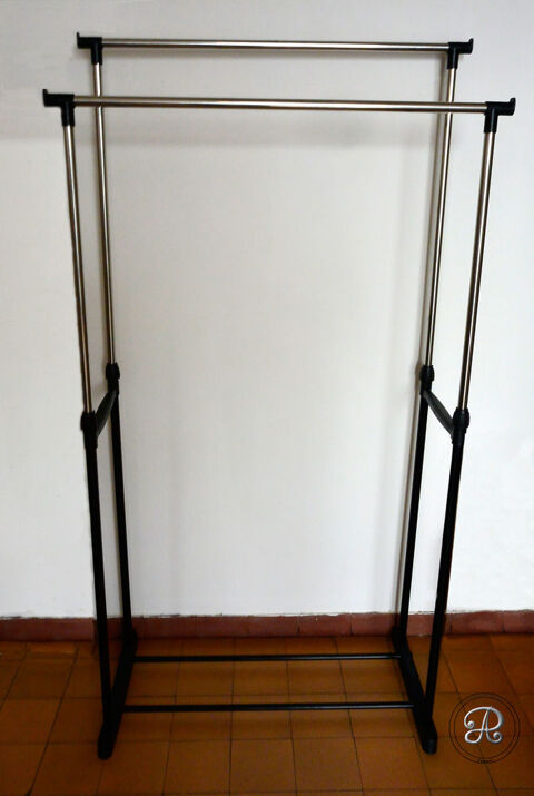 Double penderie. 12 Castelnaudary (11)