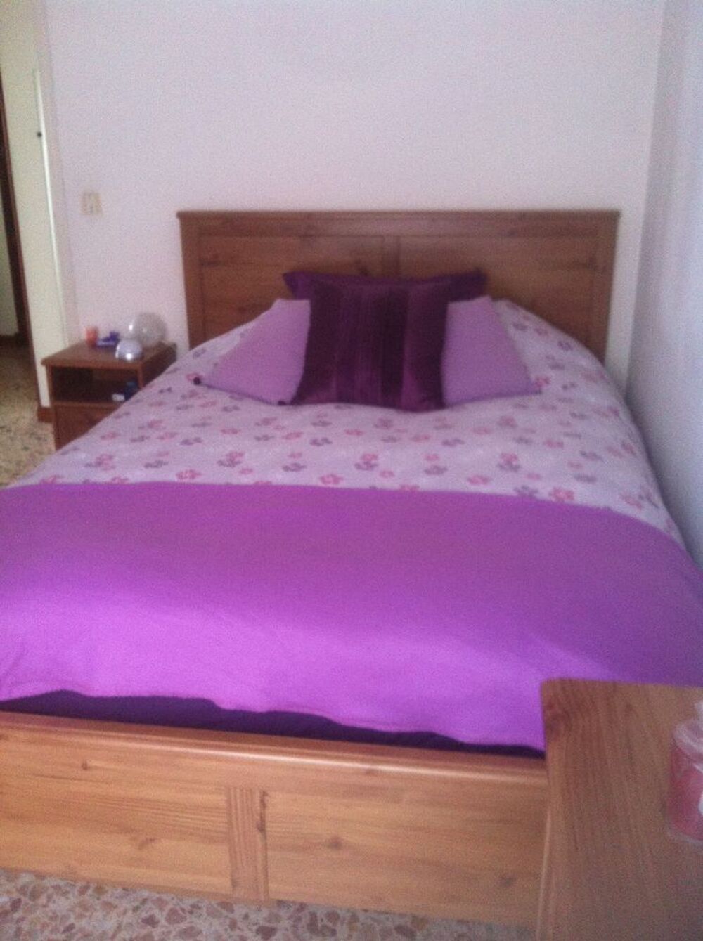 Chambre IKEA mod&egrave;le Hemn&egrave;s Bois clair Meubles