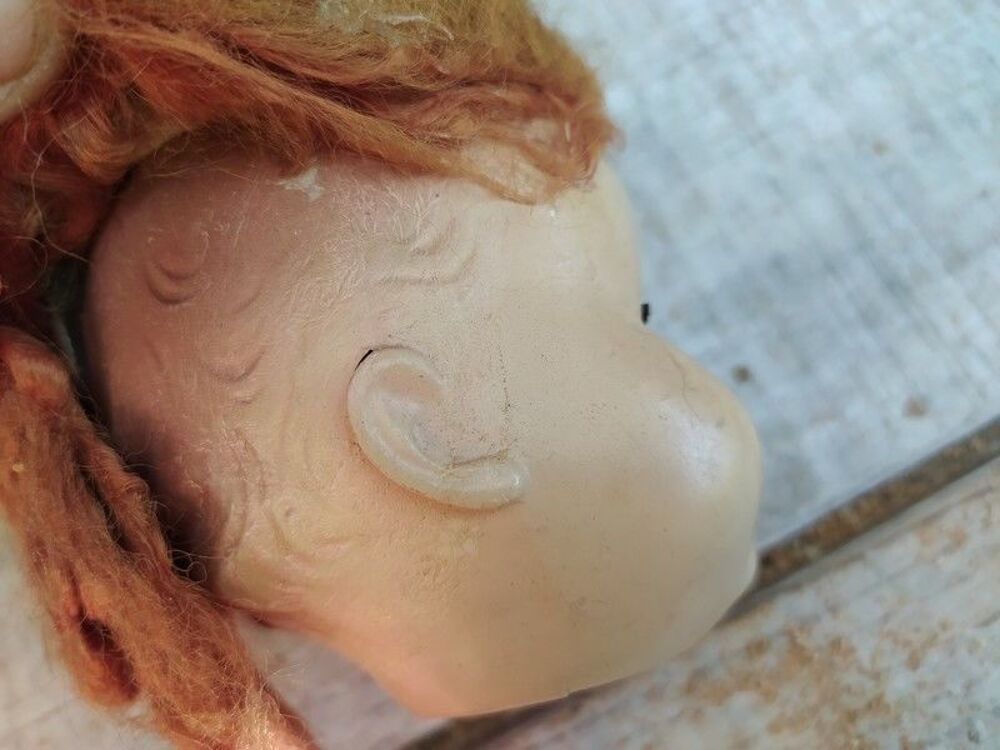 Poup&eacute;e Ancienne Plastique ou Cellulo&iuml;d 
