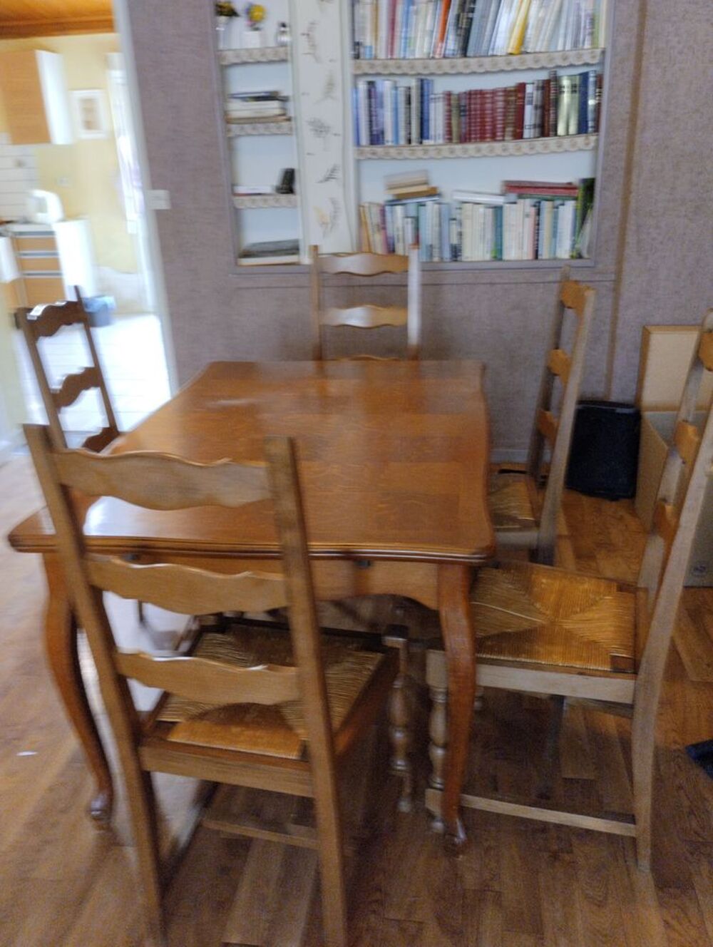 salle &agrave; manger compl&egrave;te Meubles