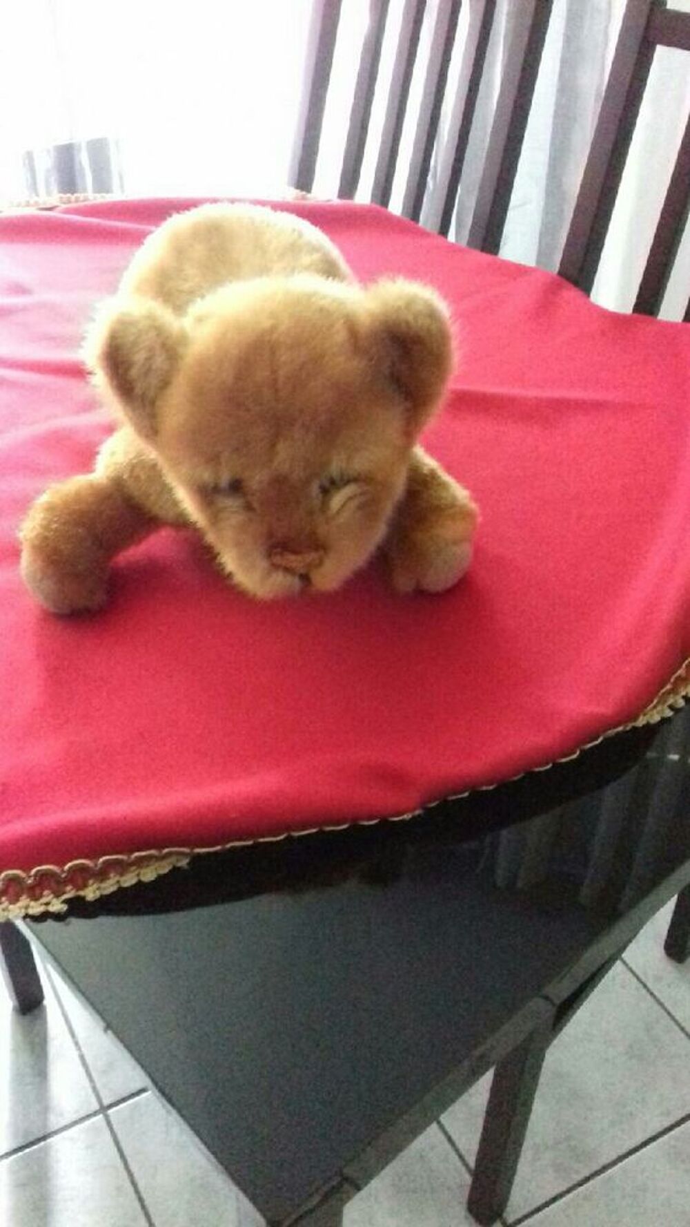 beau tigre peluche &eacute;tat neuf bonne taille Jeux / jouets