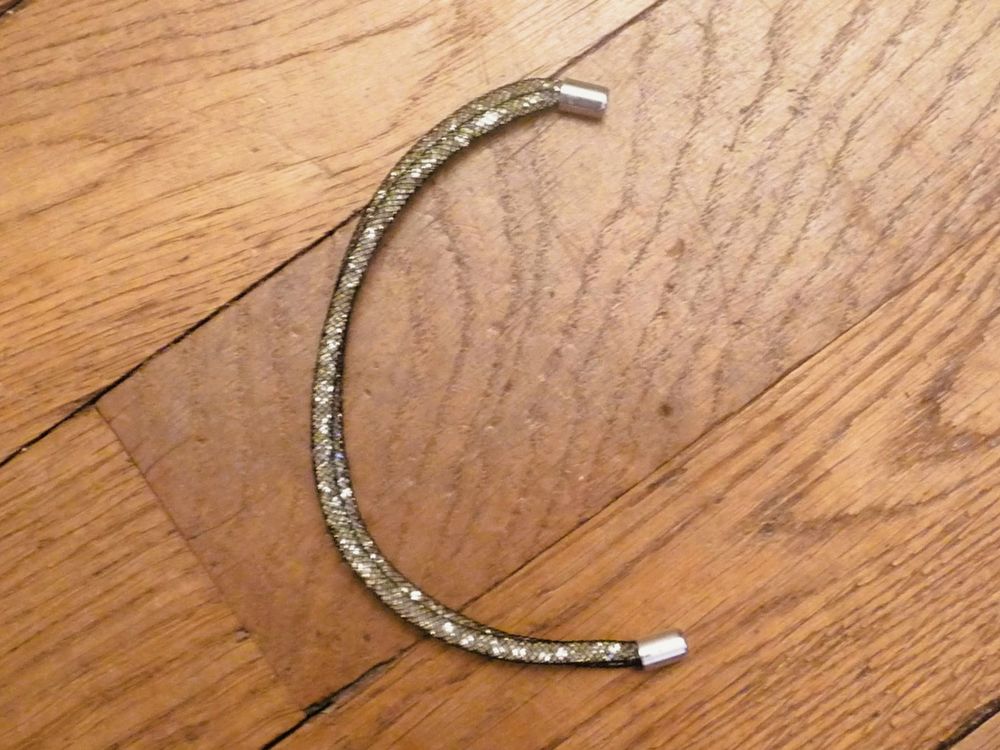 Bracelet Double Tubes Noir Strass Blanc et Fermoir Aimant&eacute; Bijoux et montres