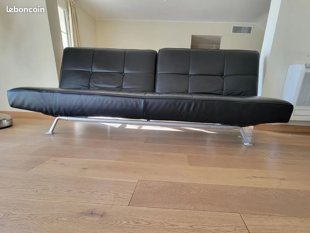 Canape cuir noir convertible Ligne Roset Smala Meubles