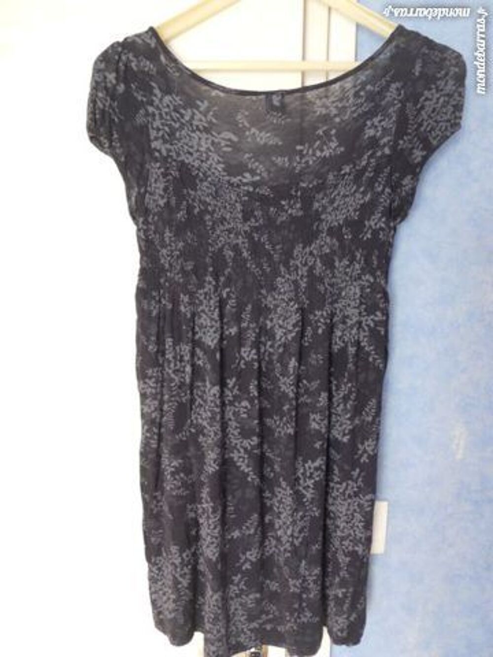 Robe motifs fleuris marque originale CAMAIEU Vtements