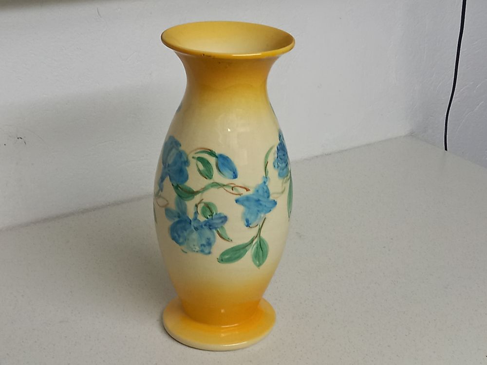 Grand vase d&eacute;coratif de Vallauris . hauteur 35 cm D�coration