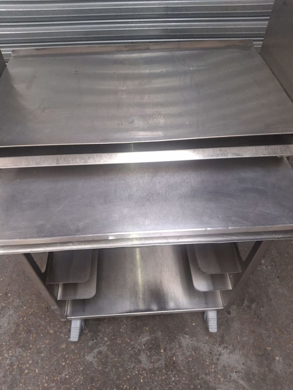 TABLE A TOASTER Electroménager