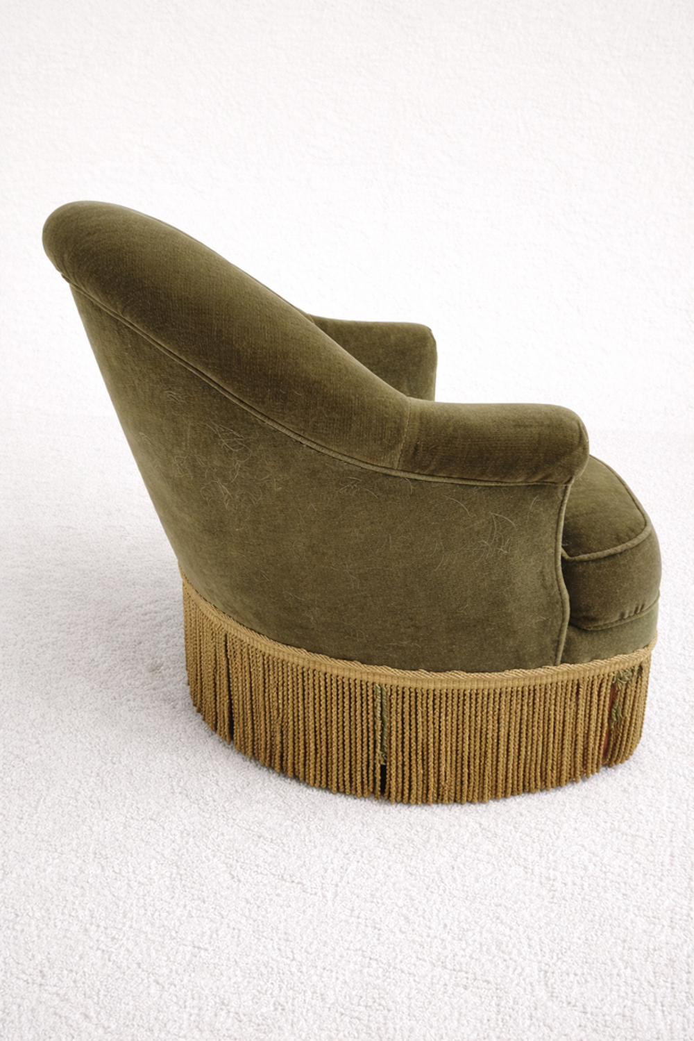 Fauteuil Art D&eacute;co ann&eacute;e 50 vert &agrave; franges Meubles