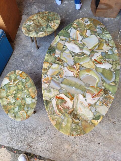 Table basse en aragonite + 2 petites gigognes Grasse (06)