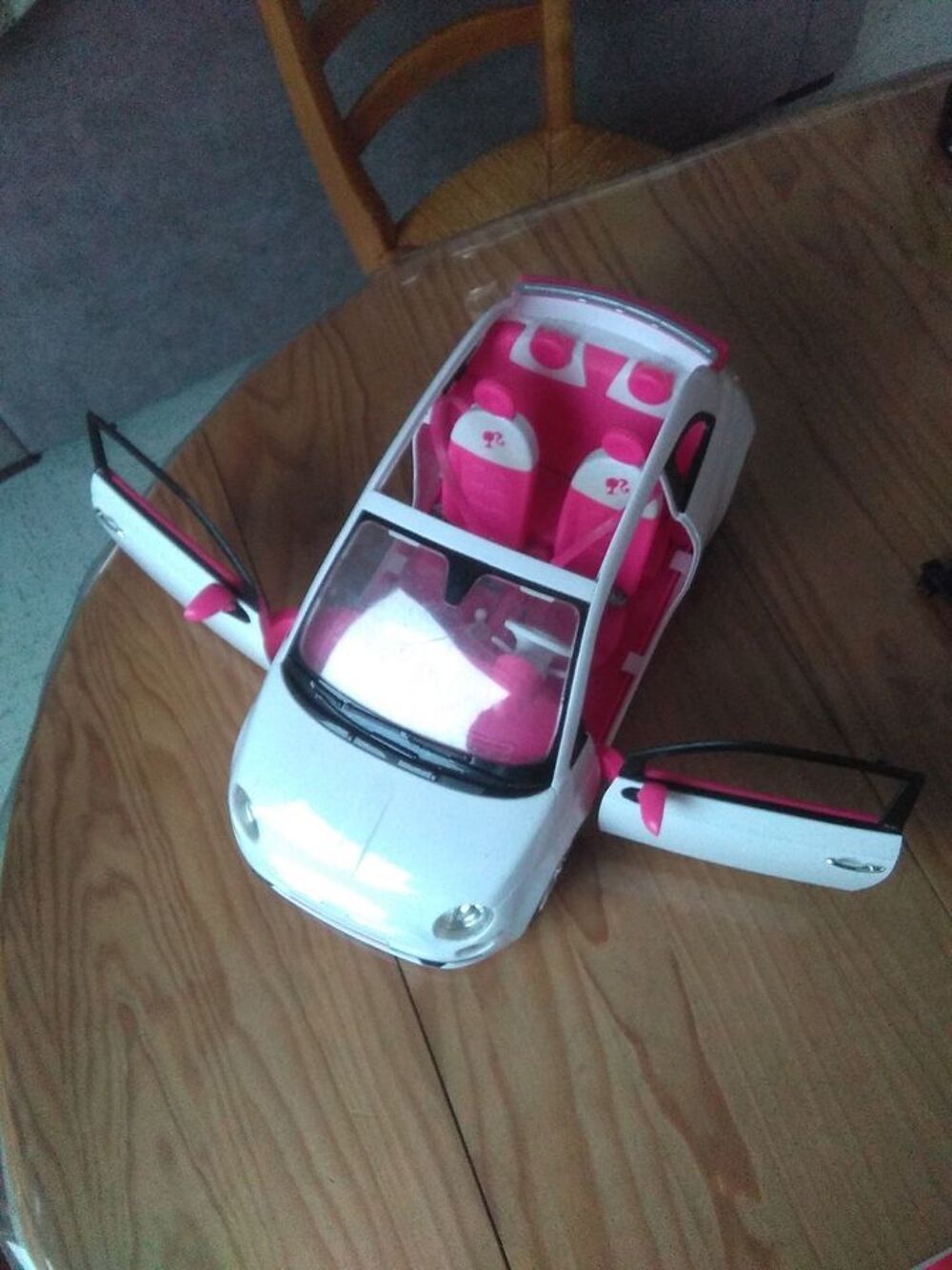 BARBIE FIAT 500 CABRIOLET BLANCHE Jeux / jouets