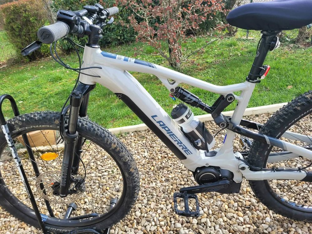 VTT &eacute;lectrique Lapierre Vélos