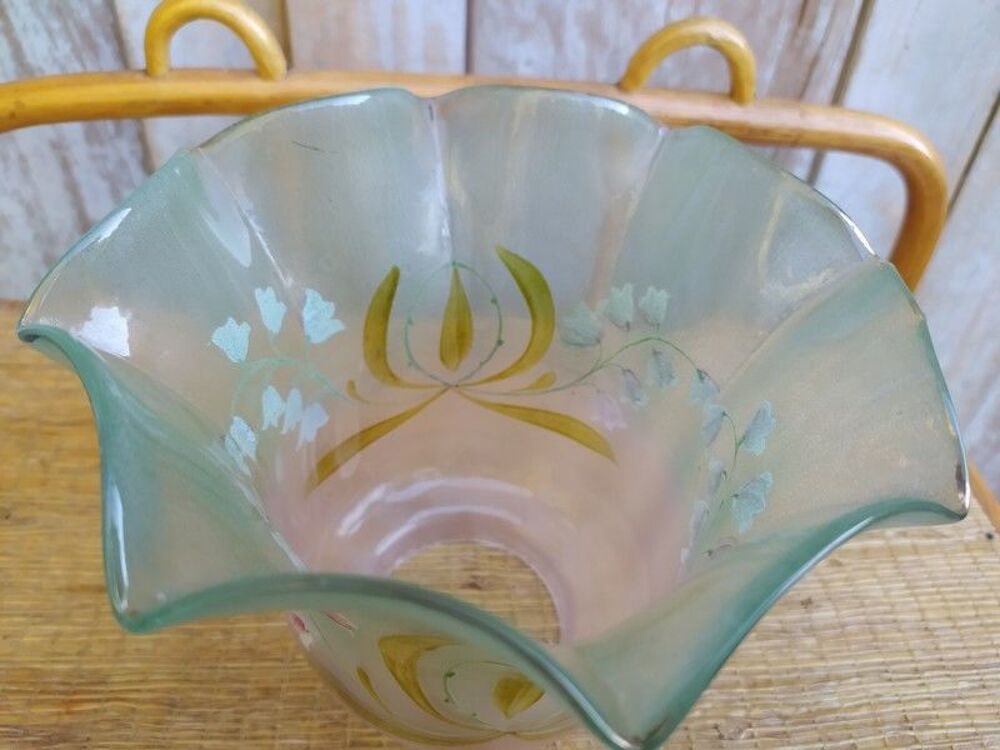 Grande Tulipe Verre de Lampe &agrave; P&eacute;trole Verte Fleurs Emaill&eacute;e Décoration