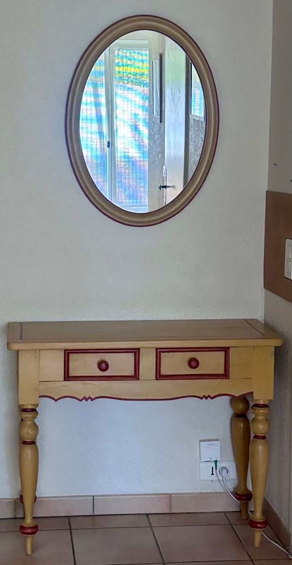 Ensemble commode et miroir ovale, style campagnard Meubles