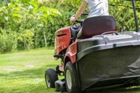   Service de coupe d'herbe ? rapide et efficace (matériel four 