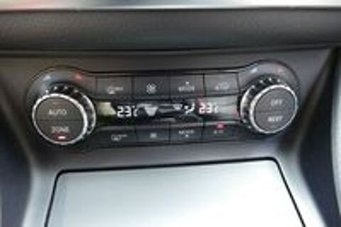 Classe CLA 250 Version Sport 7-G DCT A 2015 occasion 13600 La Ciotat