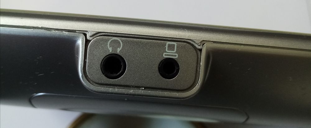 Dictionnaire &eacute;lectronique fran&ccedil;ais parlant et ergonomique av Matériel informatique
