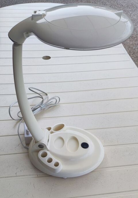 Lampe led + Loupe Blaringhem (59)