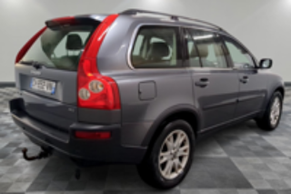 XC90 VOLVO D5 SUMMUM GEARTRONIC A 7PL  occasion 44320 Saint-P&egrave;re-en-Retz
