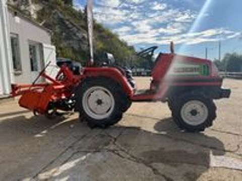   MINI TRACTEUR HINOMOTO CX16D - 582 H 