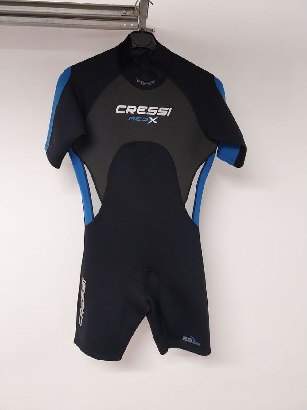 &eacute;quipement plong&eacute; sous marine Vêtements