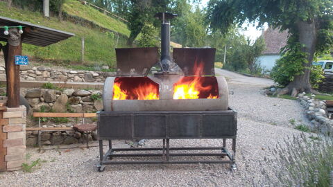 BBQ Grill-Fumoir Artisanal 5800 Saint-Jean-d'Hrans (38)