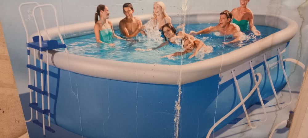 PISCINE AUTOPORTEE BESTWAY OVALE 5.49m x 3.66m x 1.2 Sports