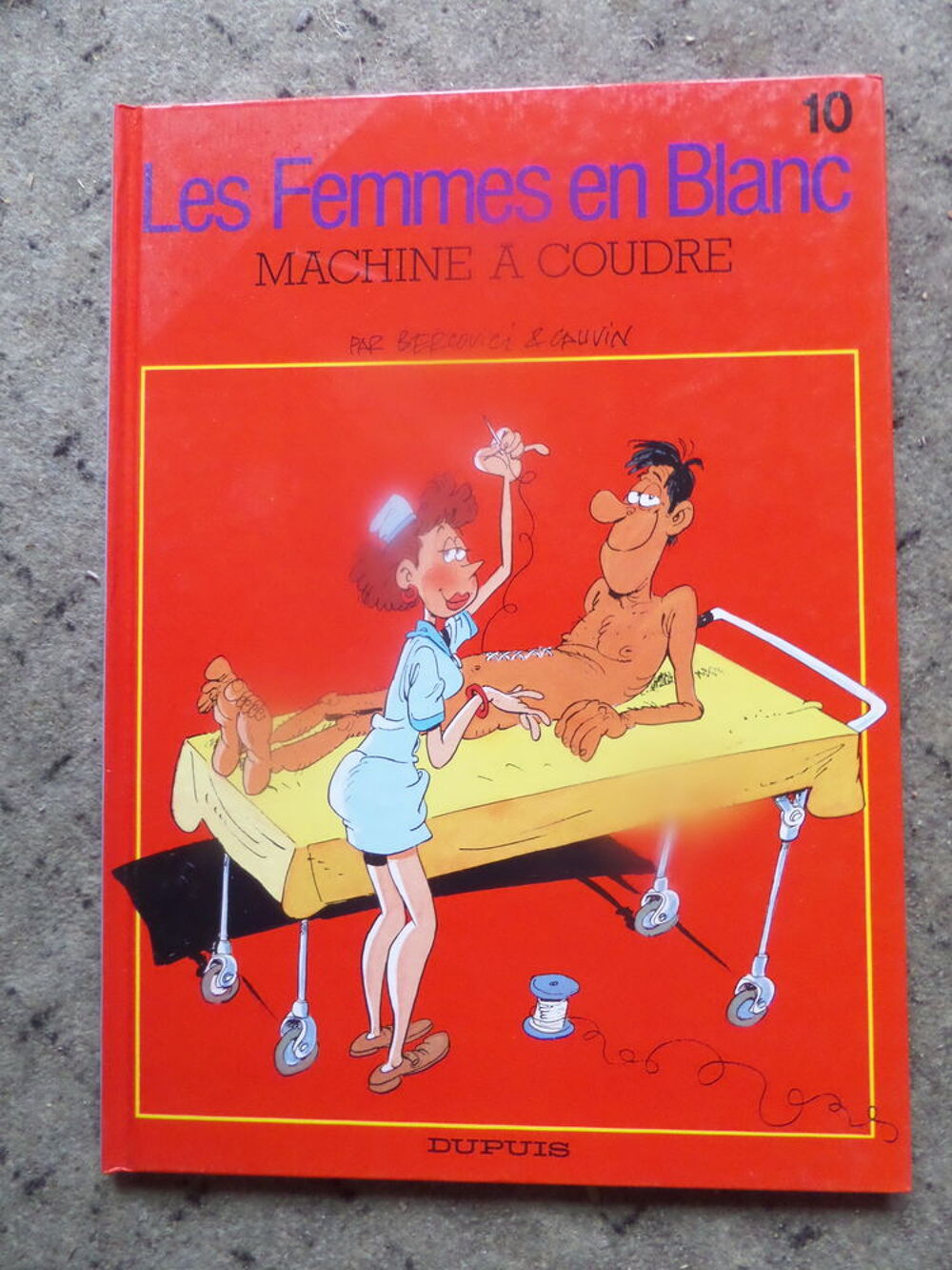 6 bandes dessin&eacute;es LES FEMMES EN BLANC Livres et BD