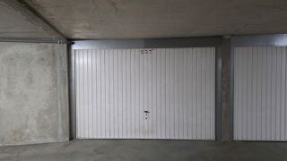  Parking / Garage à louer 20 m² Lyon