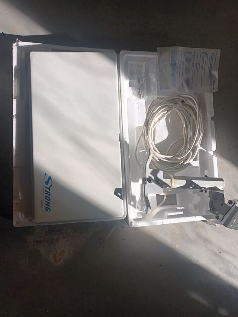 antenne satellite  STRONG 50 Carmaux (81)