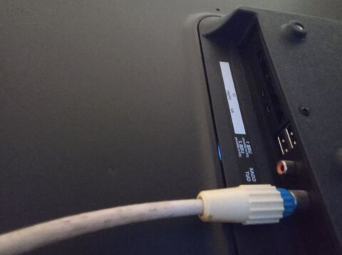 Tlvision tnt 100 Beaucaire (30)