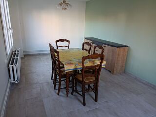  Appartement � louer 4 pi�ces 83 m�