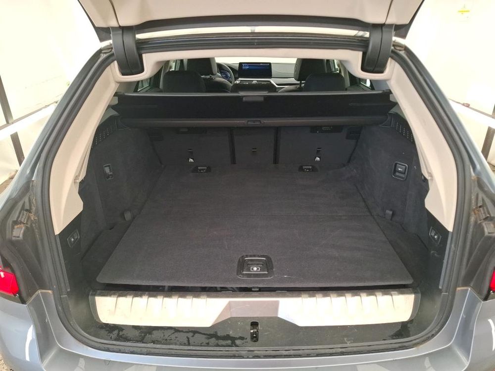 S&eacute;rie 5 Touring 530e TwinPower Turbo xDrive 292 ch BVA8 Luxury 2022 occasion 75015 Paris