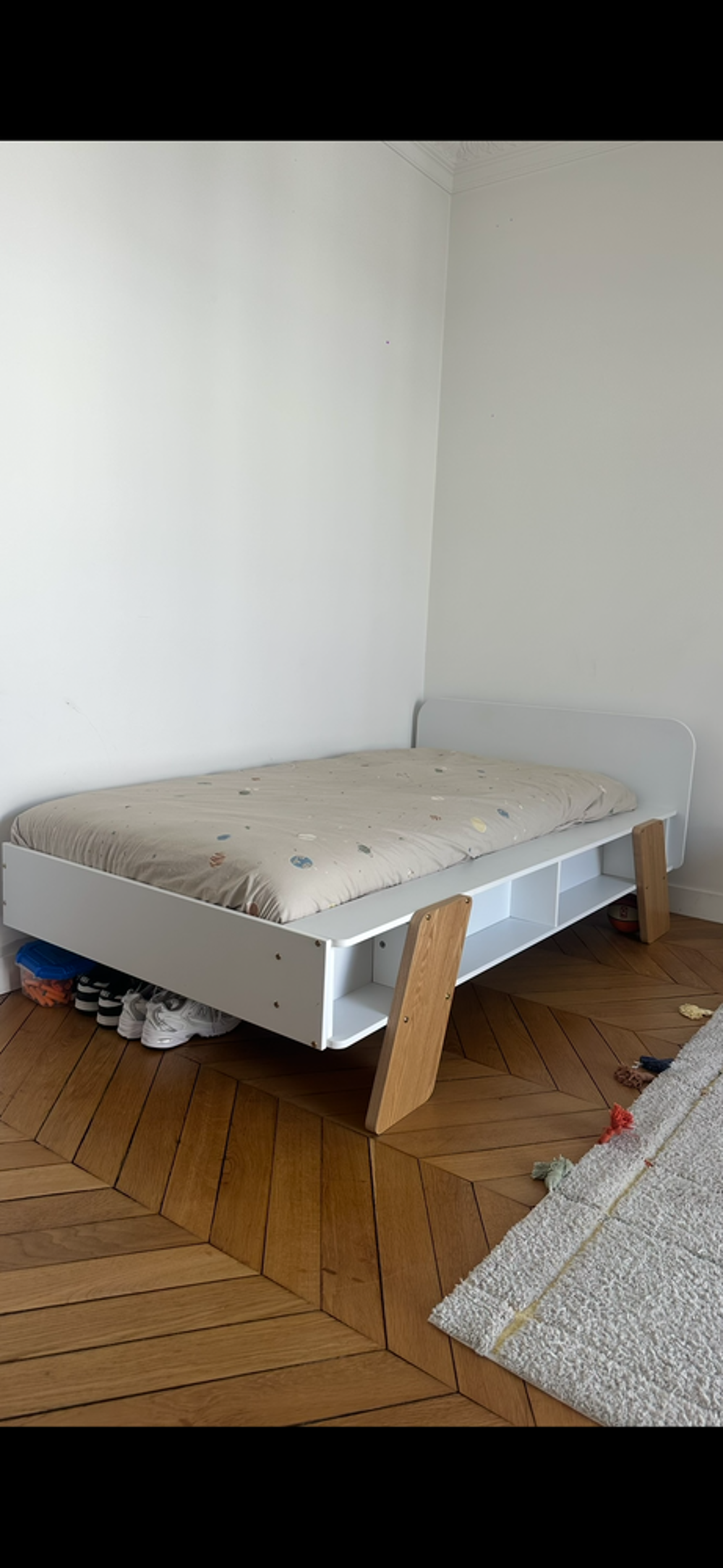 Lit enfant + table de chevet Mobilier enfants
