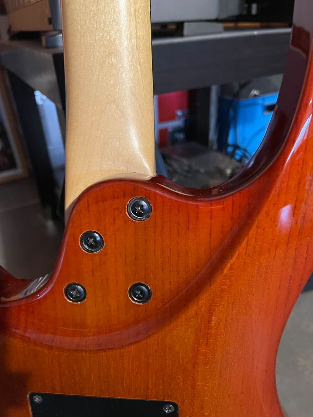Guitare Lag Arkane AF200
Instruments de musique