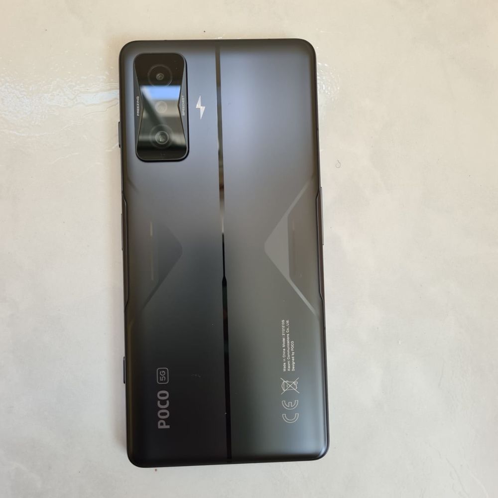 Xiaomi Poco f4 GT Tlphones et tablettes