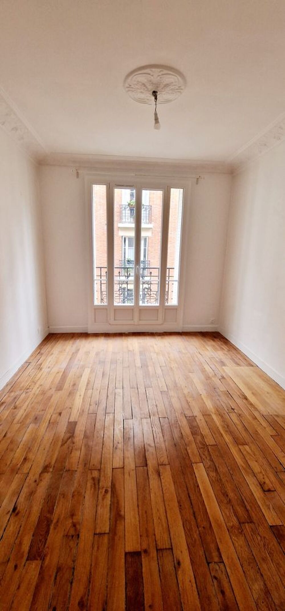 Location Appartement 3 PIECES CONVENTION PORTE DE VERSAILLES Paris 15