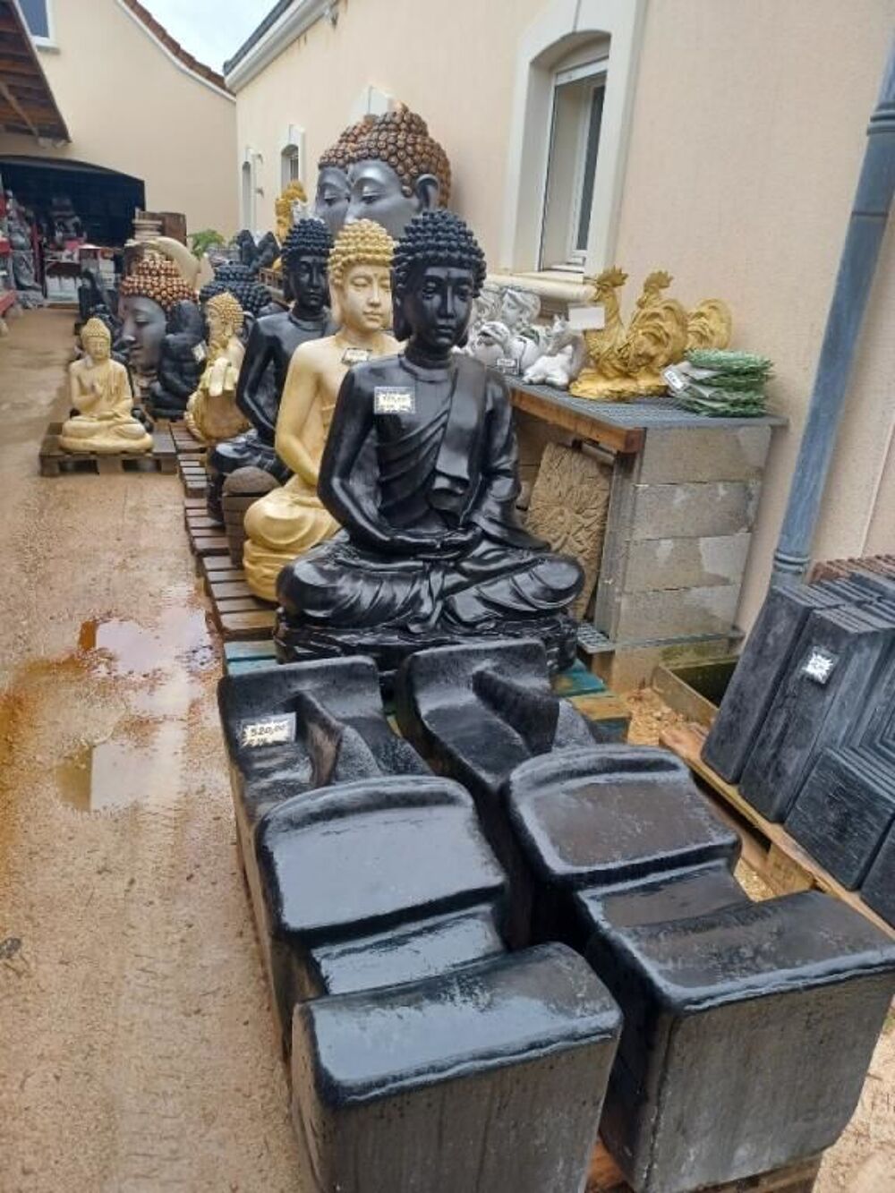 AU PARADIS DE MAX parc expo plus de 300 statues et d&eacute;cos Décoration