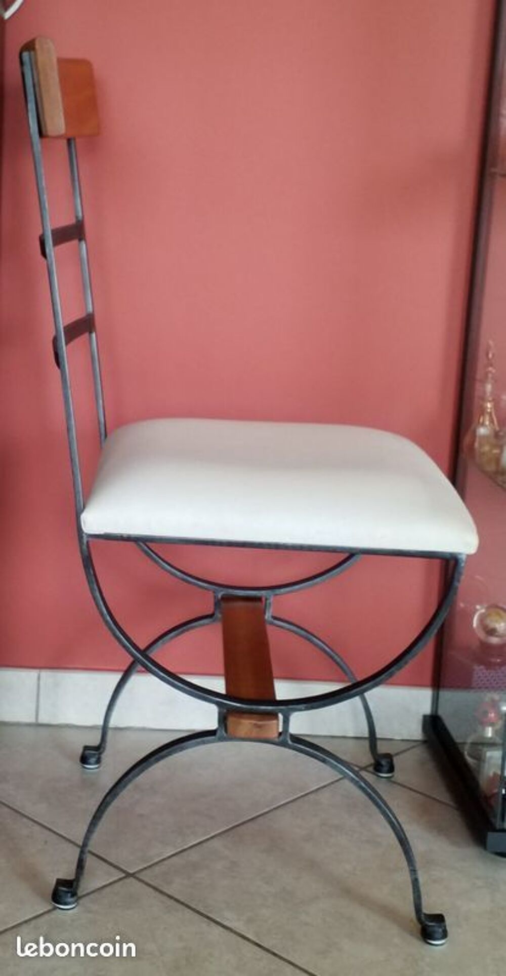 Table chaises salle &agrave; manger merisier avec incrustation Meubles