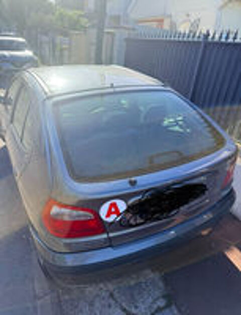 M&eacute;gane 1.6i 16V Fairway A 2002 occasion 93130 Noisy-le-Sec