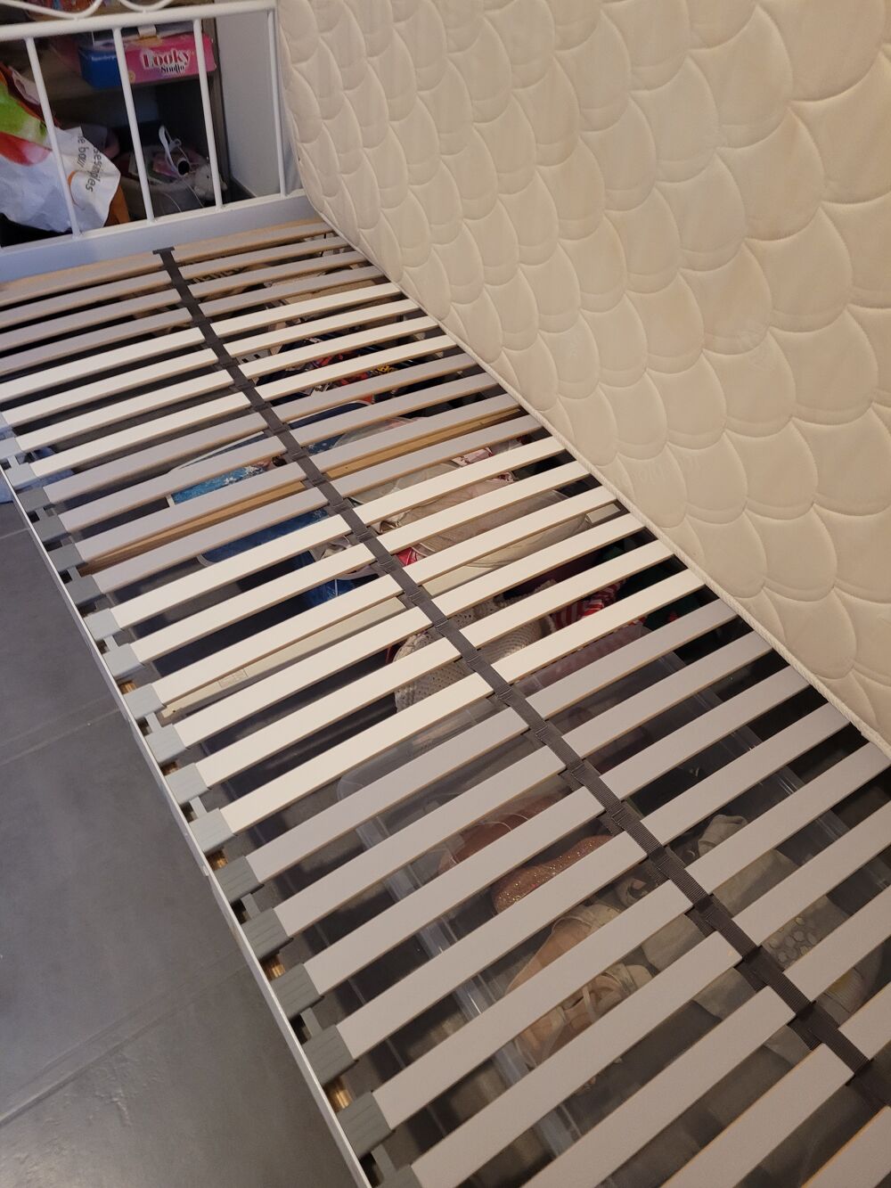 Lit une place avec matelas Mobilier enfants