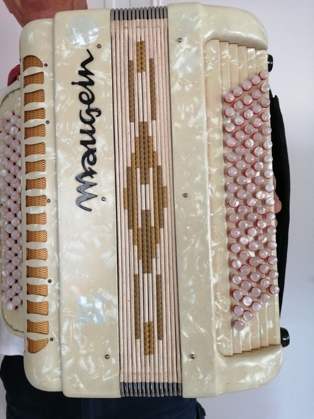 Accord&eacute;on MAUGEIN 80 basses Instruments de musique