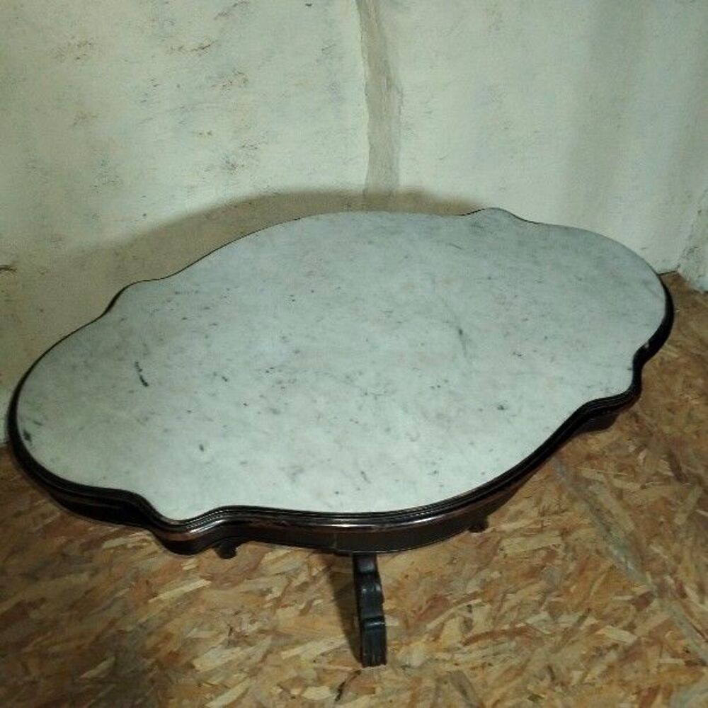 Table Napol&eacute;on III violoncelle Meubles