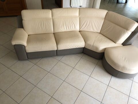 Canap cuir Chteau d'Ax 450 Montaigu (85)