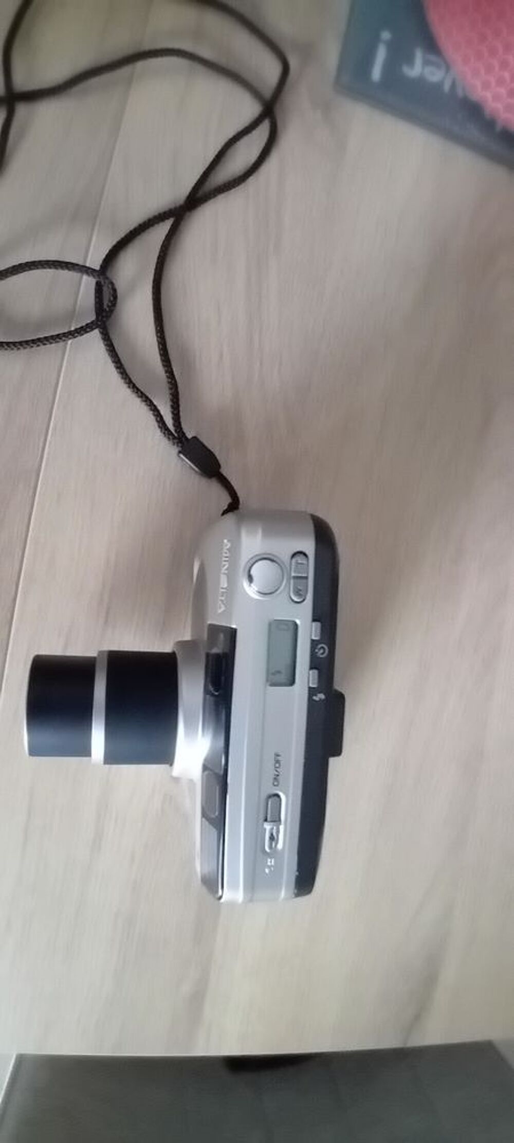 Appareil photo Minolta Riva Zoom 38-90mm. Photos/Video/TV