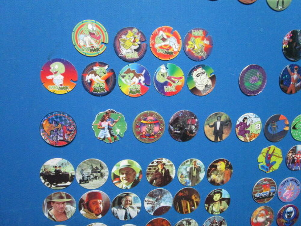 LOT 120 POG"PUBLICITAIRE-FOOTBALL-TAZ-DBZ-CINEMA-MASK" Jeux / jouets