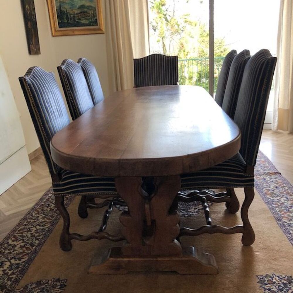 table monast&egrave;re ,6 chaises et un fauteuil os de mouton
Meubles
