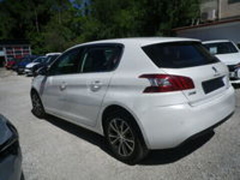 308 1.2 PureTech 130ch S&S BVM6 Allure 2016 occasion 13400 Aubagne