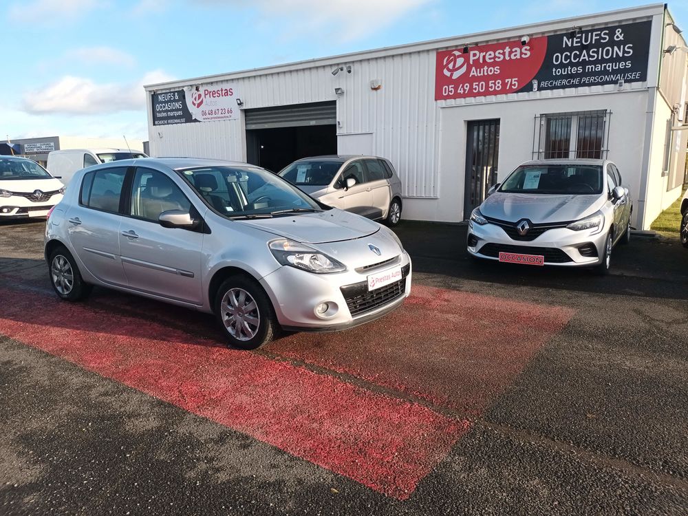 Clio 1.5 DCI 75CH BUSINESS ECO&sup2; 5P 2010 occasion 86600 Coulombiers