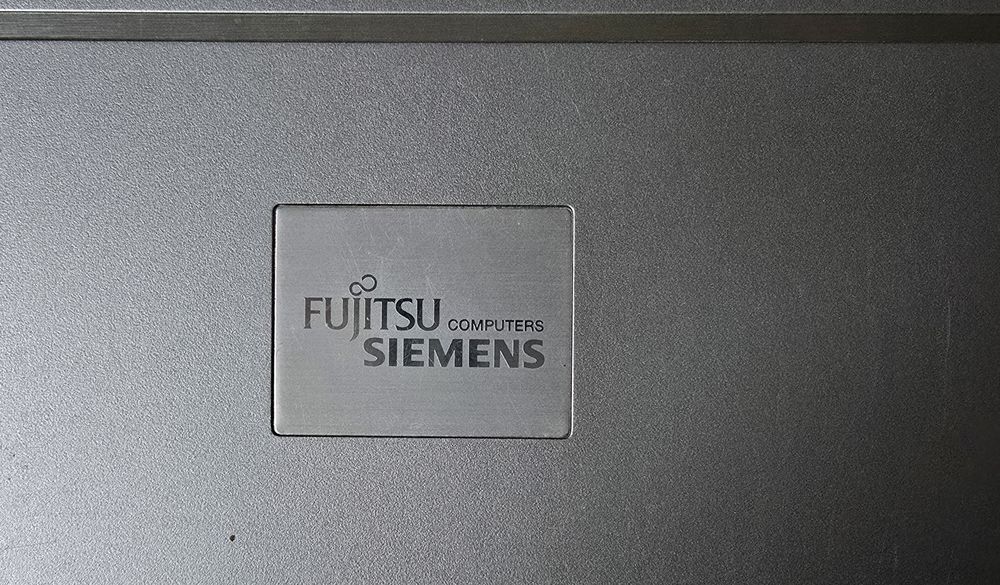 PC Siemens Amilo 1546 Matériel informatique